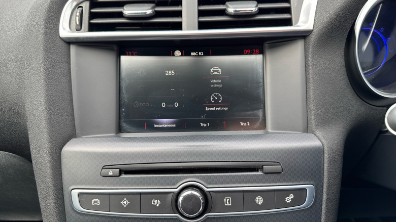 DS 4 1.6 BlueHDi Crossback 5dr Diesel Hatchback